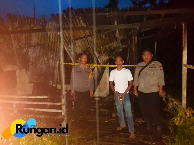 Rumah Semi Permanen Hangus Terbakar Si Jago Merah